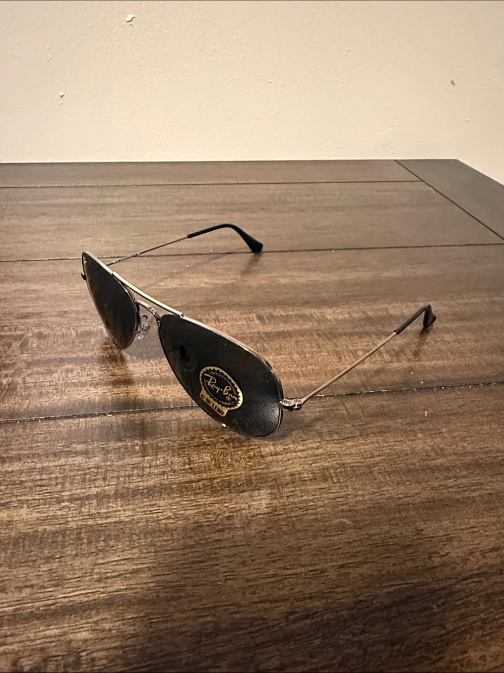 Brand New Ray-Ban Aviator Sunglasses - Gun metal Frame with Dark Green Lenses